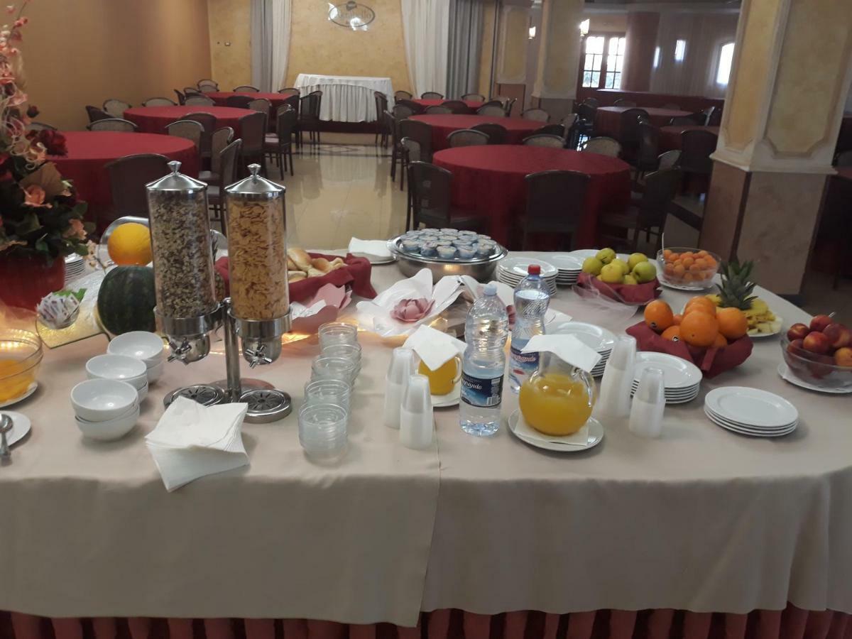 Hotel Akrabello Агрідженто Екстер'єр фото